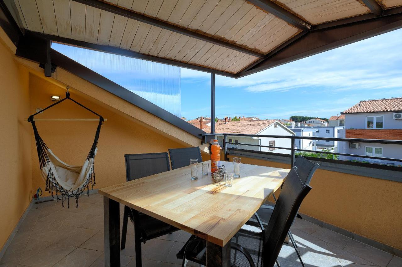 Apartments Ari And Bonnie - Cozy With Roof Terrace 普拉 外观 照片
